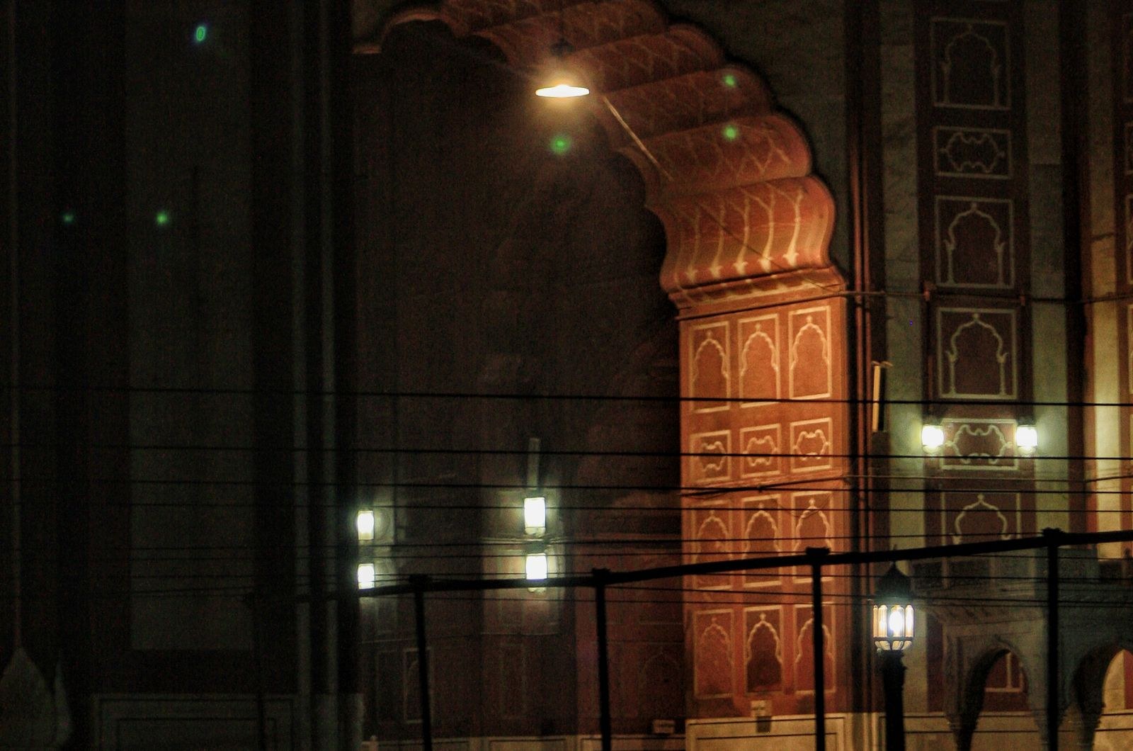 City-night commercial project frame